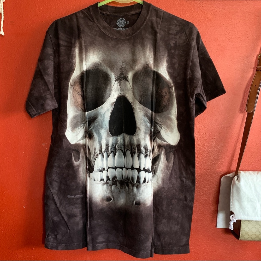 The Mountain big face Skull cotton Shirt Medium